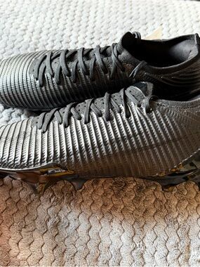 Under Armour Blur Pro 13